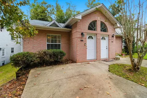 2904 Cross Creek Ct, Tallahassee, FL 32301