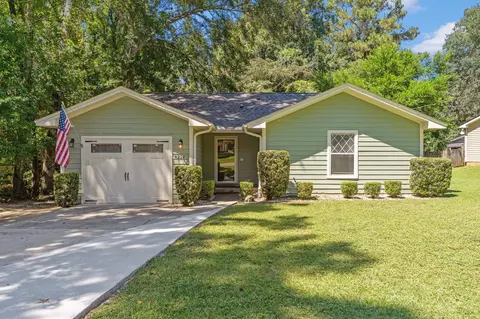 4224 Carnwath Rd, Tallahassee, FL 32303