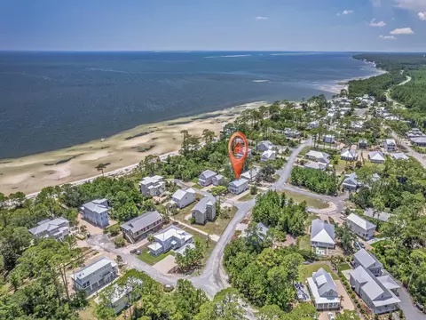 300 Gull Wing Way, Saint Teresa, FL 32358
