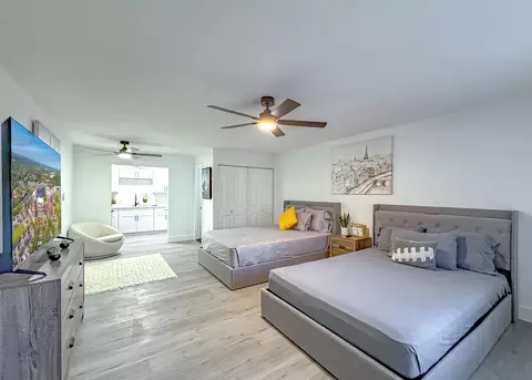 405 Dunwoody St #1, Tallahassee, FL 32304