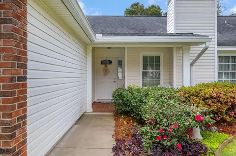 6749 Walden Cir, Tallahassee, FL 32317