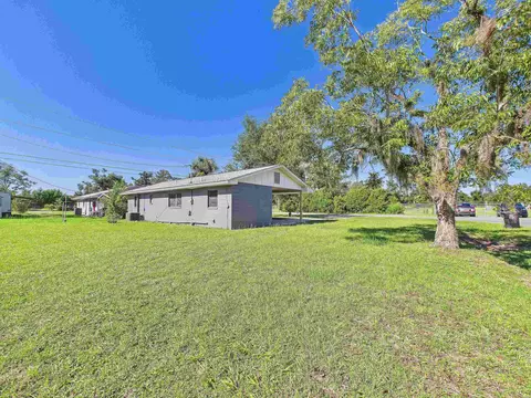 Exterior - 302 Goff St, Perry, FL 32347 photo 2 of 3