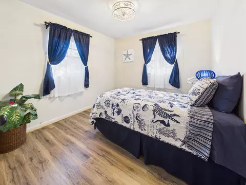 Bedroom - 302 Goff St, Perry, FL 32347 photo 3 of 8