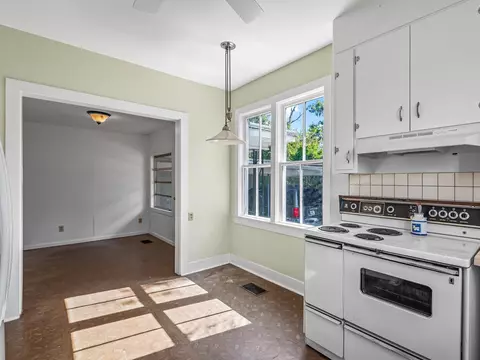 Kitchen - 415 W Main St, Perry, FL 32347 photo 4 of 5
