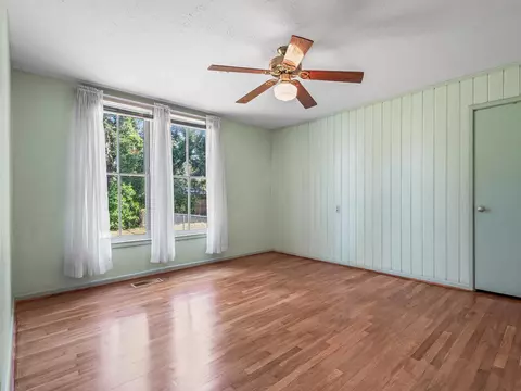 Bedroom - 415 W Main St, Perry, FL 32347 photo 7 of 9