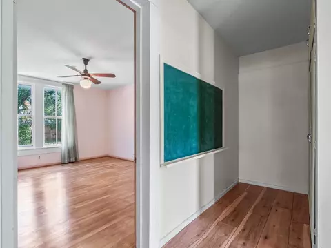 Entry Way - 415 W Main St, Perry, FL 32347 photo 3 of 3