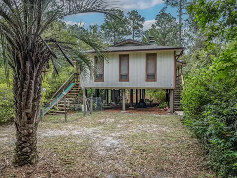 7 Tram Cir, Sopchoppy, FL 32358