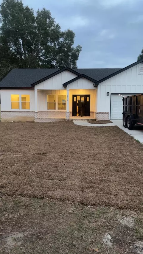 239 Ross Rd, Tallahassee, FL 32305