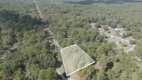 8056 Blue Smoke Dr, Tallahassee, FL 32312