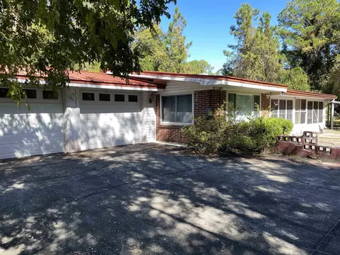 119 Apalachee St, Carrabelle, FL 32322 photo 3
