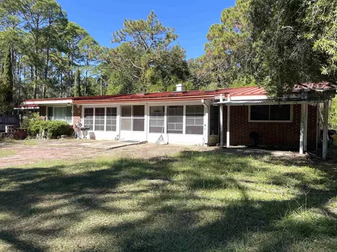 119 Apalachee St, Carrabelle, FL 32322 photo 2