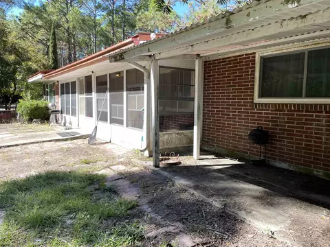 119 Apalachee St, Carrabelle, FL 32322 photo 4