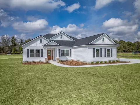 144 Golden Loop, Crawfordville, FL 32327