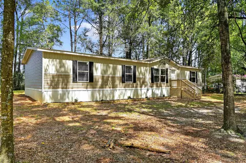 10250 Syphon Dr, Tallahassee, FL 32305