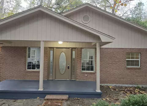 668 M L King Blvd, Midway, FL 32343