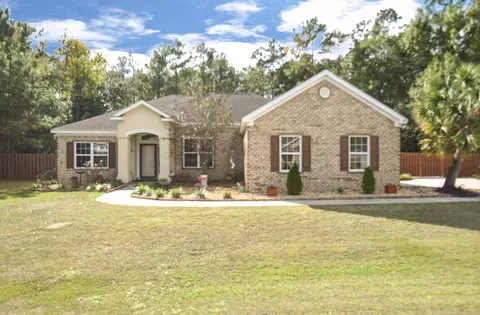 100 Geranium Trce, Crawfordville, FL 32327