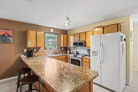Kitchen - 206 Clark Dr, Panacea, FL 32346 photo 2 of 4