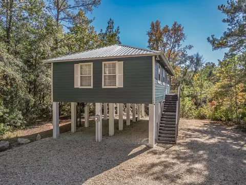 146 Fonigan Rd, Sopchoppy, FL 32358