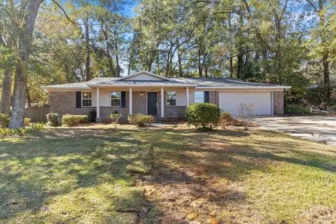 1449 Oldfield Dr, Tallahassee, FL 32308