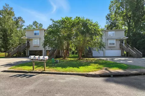 1409 Deerhaven Ln #1 & 2, Tallahassee, FL 32303