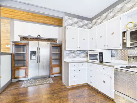 Kitchen - 608 Plantation Rd, Perry, FL 32348 photo 3 of 3