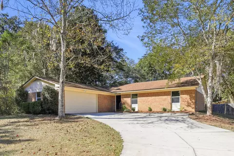 1916 Faulk Dr, Tallahassee, FL 32303