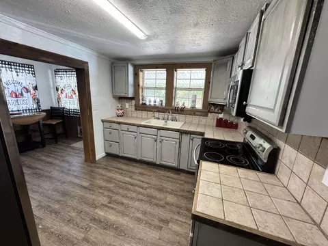 1407 N Springfield St, Perry, FL 32347 photo 13