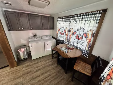 1407 N Springfield St, Perry, FL 32347 photo 3