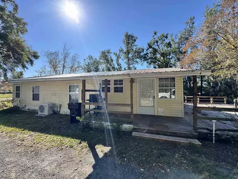 1407 N Springfield St, Perry, FL 32347