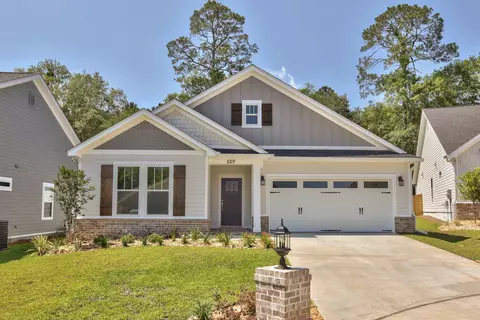 5717 Village Ridge Ln, Tallahassee, FL 32312
