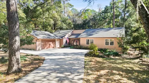 3727 Sulton Ct, Tallahassee, FL 32312