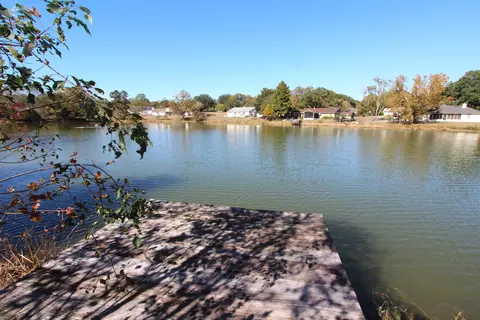 4274 Kensington Rd, Tallahassee, FL 32303