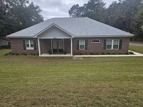 3034 Lakeshore Dr, Tallahassee, FL 32312