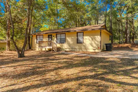 2424 Jolene Ln, Tallahassee, FL 32303
