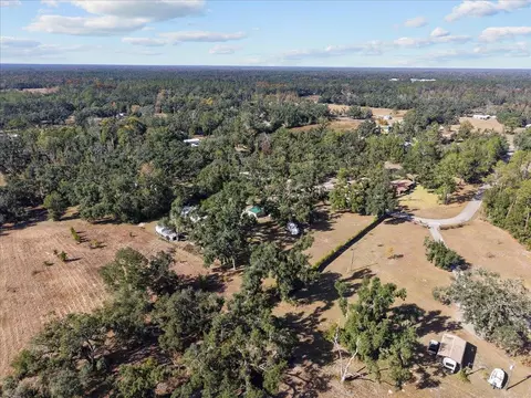 View/Area - 2072 Hugh Lilliott Rd, Perry, FL 32347 photo 3 of 9