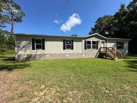 86 Estelle Dr, Crawfordville, FL 32327