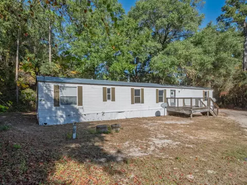 28 Allen St, Sopchoppy, FL 32358