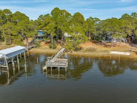 2501 Surf Rd, Panacea, FL 32346