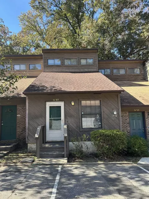 1127 Ocala Rd, Tallahassee, FL 32304