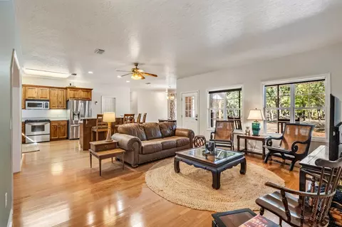 Living - 3850 Preston Sheffield Rd, Perry, FL 32347 photo 1 of 2