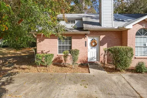 2525 Nugget Ln, Tallahassee, FL 32303