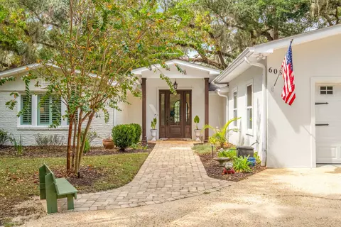 605 Waverly Rd, Tallahassee, FL 32312