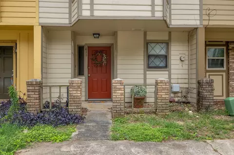 611 Acorn Grove Ct, Tallahassee, FL 32312