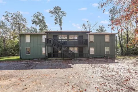 851 Maple St #8, Chattahoochee, FL 32324