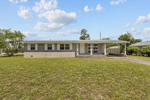 203 Forest Cir, Perry, FL 32347 photo 2