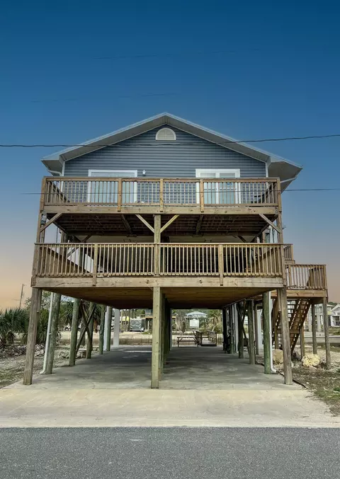 19060 Good Times Dr, Perry, FL 32348