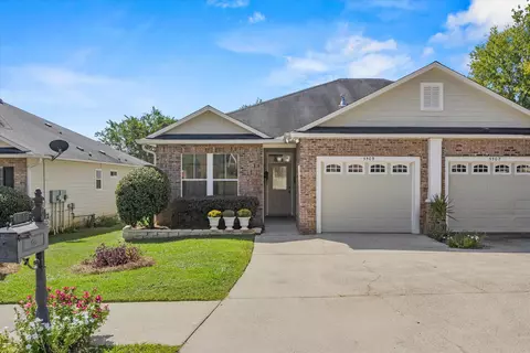 5509 Hampton Oak Pl, Tallahassee, FL 32311