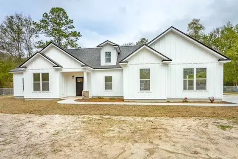 90 Richardson Rd, Crawfordville, FL 32327