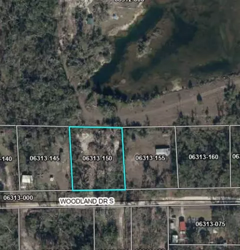 3560 S Woodland Dr, Perry, FL 32348