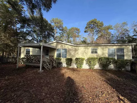 833 Sir Richard Rd, Tallahassee, FL 32310
